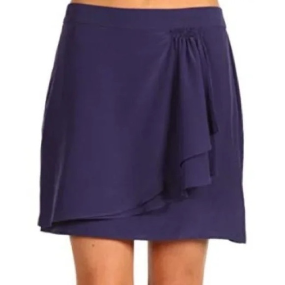 BCBG Navy Blue Mini Skirt​ - Picture 1 of 5
